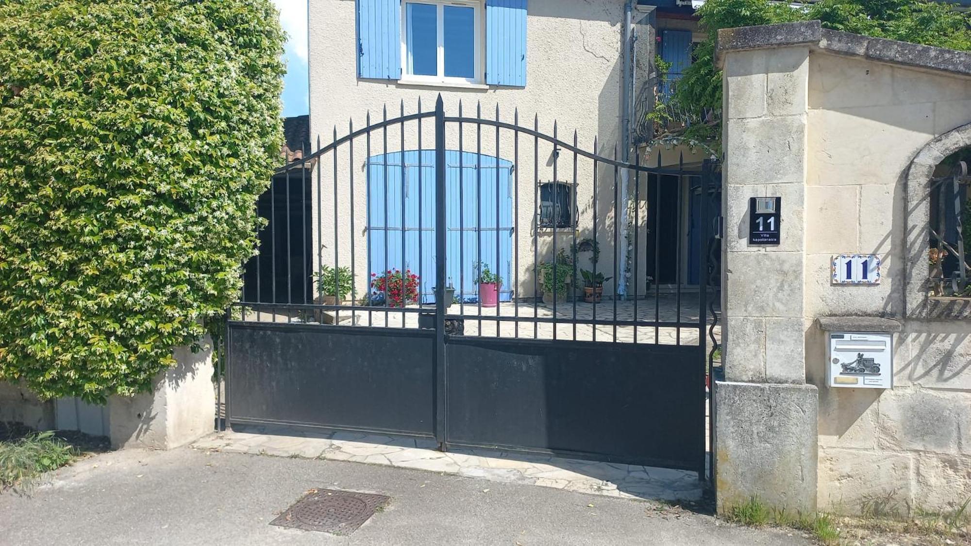 Villa Kapetanakis Redessan エクステリア 写真